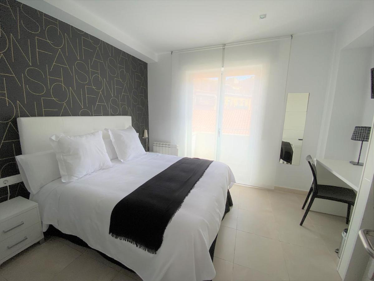 Hostal Somnis Suria Exteriér fotografie